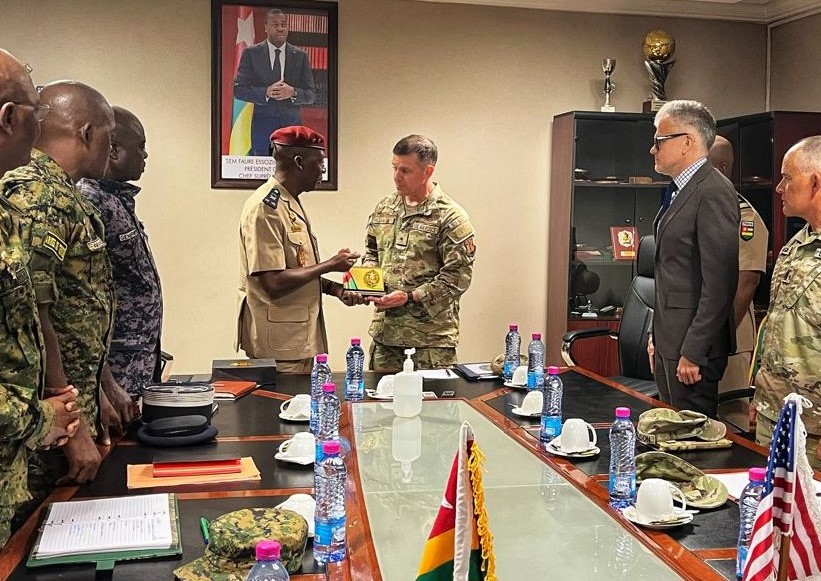 Le partenariat USA–Togo s'intensifie avec des discussions sur la sécurité et la préparation aux situations d'urgence.