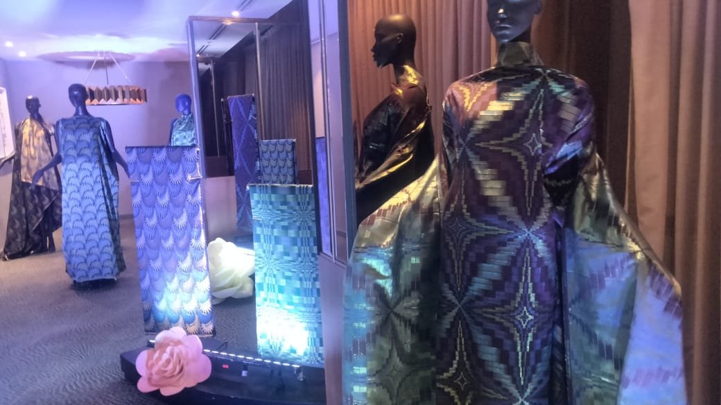 Découvrez la nouvelle collection haut de gamme « Radiance » de Vlisco à Lomé, alliant élégance et raffinement africains.