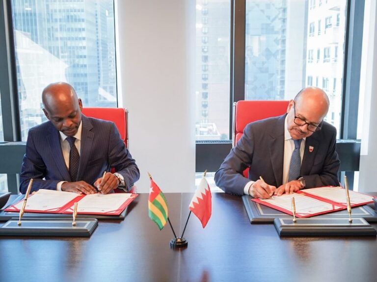 Quelques heures après la République dominicaine, le Togo a aussi établi des relations diplomatiques avec le Bahreïn, monarchie constitutionnelle située au Moyen Orient.