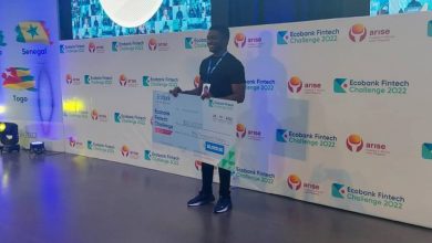 Oluwole Michael du Nigéria, coconcepteur de la solution « Touch and pay » a remporté la 5e édition de Ecobank Fintech challenge 2022.