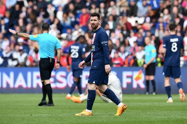 En effet, l’UEFA a décidé d’adopter un tout nouveau format pour la LDC à compter de 2024 et donc le format connaît donc son ultime édition