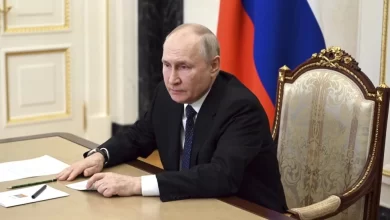 Fin du suspens en Afrique du Sud. Après des semaines de tergiversations, le pays  a annoncé qu’il ne recevra pas l Vladimir Poutine,