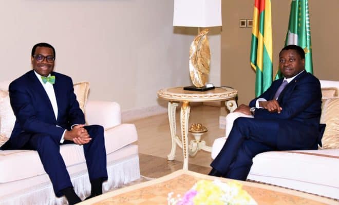 Dr Akinwumi Adesina est allé remercier Faure pour avoir accepté de présider l’ouverture des travaux de l’assemblée annuelle d’Africa 50,