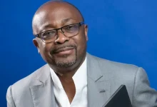 Alain Foka a annoncé lundi 16 octobre  sur sa page Facebook,  son départ de la Radio France Internationale est à la tête d'une société à Lomé