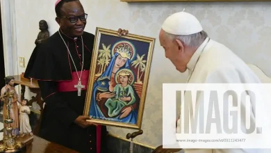 La déclaration est tombée jeudi 11 janvier. Un document de cinq pages dans lequel l’ensemble des évêques africains, par le biais de l’organisation qui les représente, ont opposé un « non » explicite à l’autorisation donnée par le Vatican mi-décembre de bénir des couples homosexuels, dans une déclaration baptisée Fiducia supplicans.