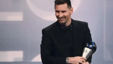 Déjà vainqueur en 2022, Lionel Messi conserve sa couronne. C'est en effet l'Argentin qui a remporté le trophée The Best – Joueur de la FIFA 2023, le lundi 15 janvier 2024, à Londres.