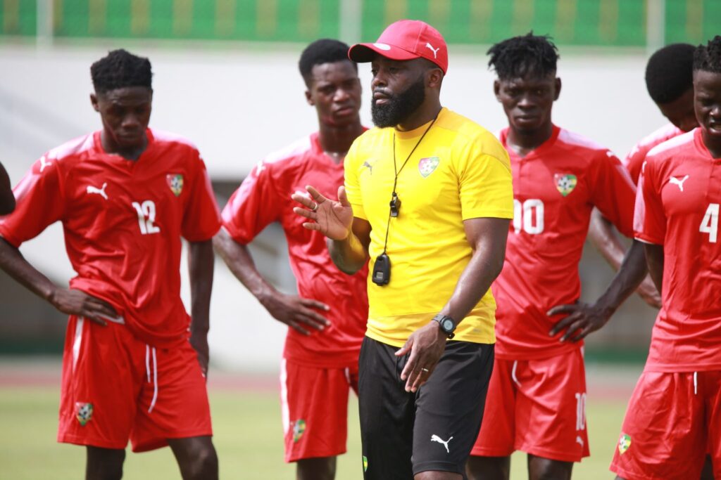 Togo : pour Nibombé Daré, c'est Abalo Dosseh et non Kader dans son staff