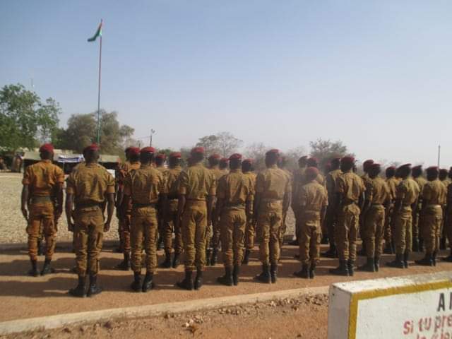 Burkina : quatre militaires radiés