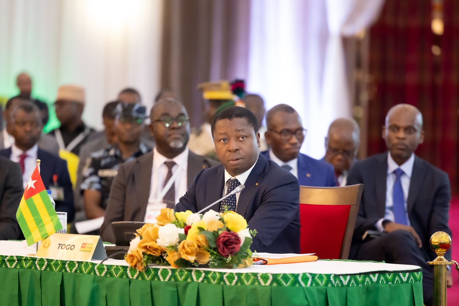 Réunis en session extraordinaire ce 24 février 2024 à Abuja, les chefs d’État et de gouvernement de la CEDEAO ont pris d’importantes décisions notamment la levée d’une partie des sanctions économiques et financières contre le Niger. Une ligne défendue depuis des mois par Lomé…