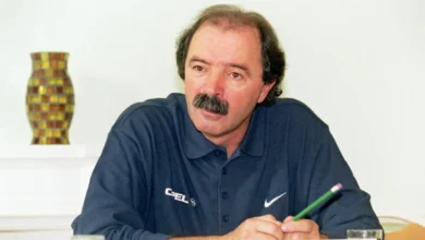 C’est une figure du football portugais et du Paris Saint-Germain qui vient de s’étendre. Ancien entraîneur de Porto, de Benfica et des Rouge et Bleu (1991-1994 et 1998-1999), avec lesquels il avait décroché le titre de champion de France en 1994, Artur Jorge nous a quittés à l’âge de 78 ans, des suites d’une maladie.