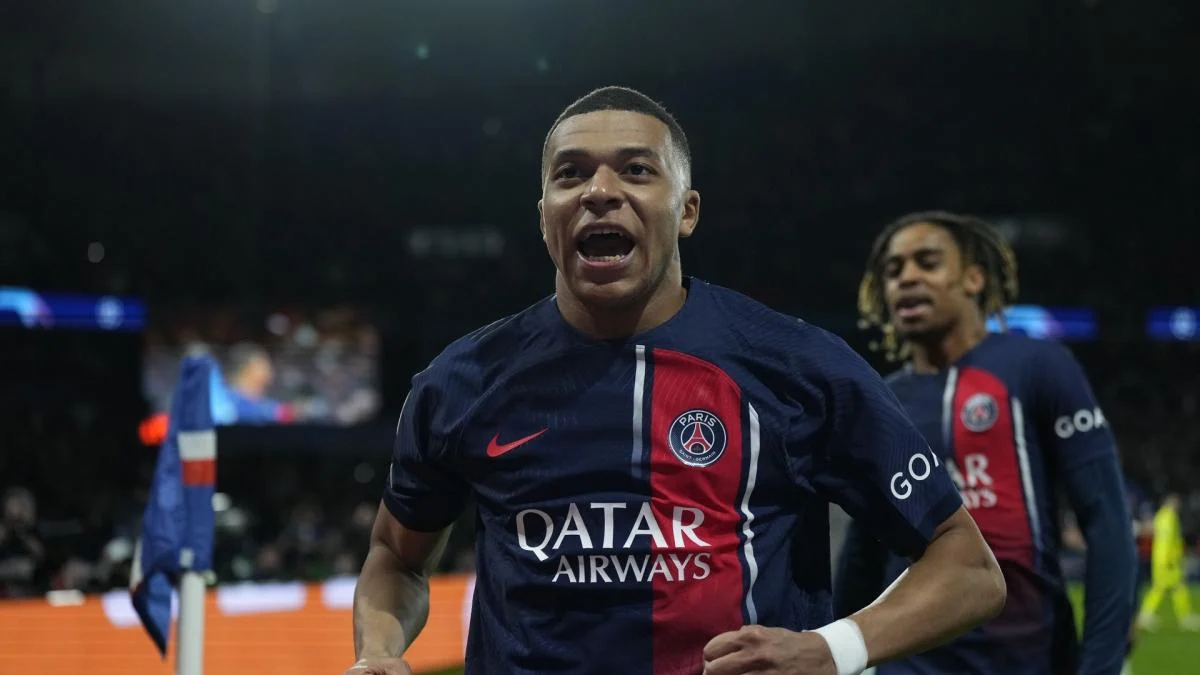 Les images de Kylian Mbappé se rendant à l’Élysée mardi 27 février 2024 soir ont fait le tour du monde. L’attaquant du PSG était invité par Emmanuel Macron à un dîner mêlant politique et sport en compagnie de l’Émir du Qatar, mais aussi Nasser Al-Khelaïfi, le président de son club.
