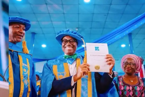 L'université Bayero de Kano, l’une des plus prestigieuses du Nigéria, a décerné un diplôme honorifique au président du Groupe de la Banque africaine de développement, Akinwumi Adesina, pour sa contribution exceptionnelle à l’éducation et au développement de la jeunesse dans le pays et sur le continent africain.