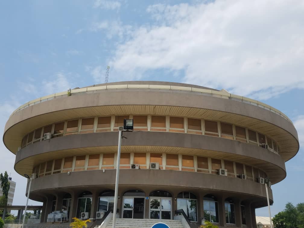 Le ton est grave et la situation est alarmante. Ainsi, dans une note de service, le Trésor public appelle les collectivités territoriales à honorés leurs impayés importants vis-à-vis de la CEET, de la TdE et de Togocom.