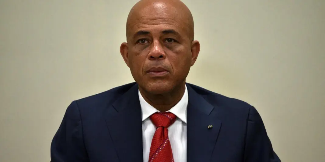 Les États-Unis ont imposé des sanctions, mardi 20 août 2024, contre l’ancien président haïtien Michel Martelly, accusé d’avoir facilité le trafic de cocaïne vers le sol américain et soutenu des gangs en Haïti, selon un communiqué du Département du Trésor.