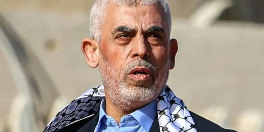Une semaine après l’assassinat d’Ismaïl Haniyeh à Téhéran, le Hamas a annoncé mardi 6 août la nomination de Yahya Sinouar comme son nouveau dirigeant politique.
