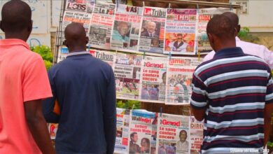 Lorsqu’au soir de l’élection présidentielle, dimanche 24 mars 2024, au moment où les stations FM, les télévisions et les médias en ligne relayaient les données et chiffres, les résultats qui ont porté Bassirou Diomaye Diakhar Faye au pouvoir, pas un seul citoyen sénégalais, homme politique de l’actuelle équipe à la tête du Sénégal, ne pouvait médire la presse. Journaux, radios, télévisions, sites d’informations, d’un seul élan, ont transmis les résultats rassemblés aux quatre coins du Sénégal.