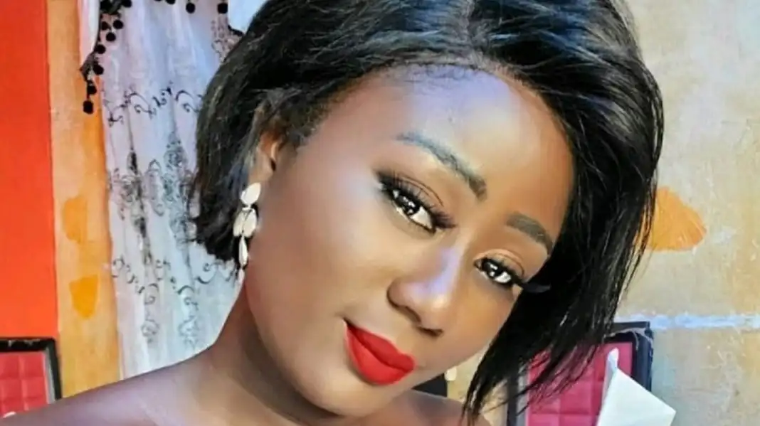 L’humoriste ivoirienne Eunice Zunon a annoncé l’annulation de sa comédie musicale prévue pour le 8 septembre aux « Folies Bergères ».