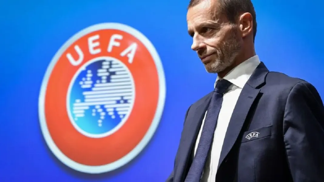 Dans un communiqué transmis samedi 2 novembre 2024 à l’agence de presse espagnole, EFE, l’UEFA a finalement réagi aux accusations complotistes contre Vinicius Jr lors de la cérémonie du Ballon d’Or 2024. Et l’instance européenne a formellement nié les allégations.