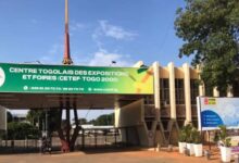 A quelques semaines du démarrage de la 19ème Foire Internationale de Lomé, le CETEF Togo 2000 met les petits plats dans les grands. Conscient du rôle important que joue la communication dans cet événement majeur de cette fin d’année, la Direction Générale du CETEF Togo 2000, dans un esprit d’inclusion, informe les médias non partenaires de la FIL qu'ils peuvent solliciter un agrément afin de couvrir ses activités qui s'ouvrent du 22 novembre au 08 décembre 2024.  Lire aussi-Foire internationale de Lomé acte 19 : achetez vos tickets sur l'application GOZEM ! Pour ce faire, les médias désireux de faire partie de cette aventure commerciale unique en son genre, sont priés de fournir les renseignements suivants :  - Une demande d’accréditation adressée au Directeur Général du CETEF Togo 2000 incluant les activités à mener dans le cadre de la collaboration - Une copie d’une pièce d’identité - 02 photos d’identité La date de clôture des accréditations est fixée au mardi 12 novembre 2024 à 17h. Pour toutes informations complémentaires, merci de contacter le 91 20 70 70