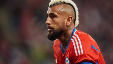 L’ancien joueur du Barça et du Bayern Munich, Arturo Vidal, se retrouve au cœur d’une affaire judiciaire au Chili. Le milieu de terrain du club local de Colo Colo fait l’objet d’une plainte pour agression sexuelle, selon le bureau du procureur de Santiago.