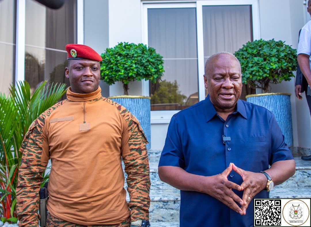 Nouvellement investi, le Président de la République du Ghana, John Dramani MAHAMA a accordé une audience, le mardi 7 janvier 2025 dans l’après-midi, au Président du Faso, Chef de l’État, le Capitaine Ibrahim TRAORÉ.