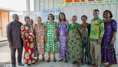 L’Office Togolais des Recettes (OTR) était, à la réunion mensuelle de la Solidarité Pour l’Épanouissement des Femmes Commerçantes du Togo (SEFECTO), le mardi 11 février 2025 à Agbandahonou, au grand marché d’Adawlato à Lomé.