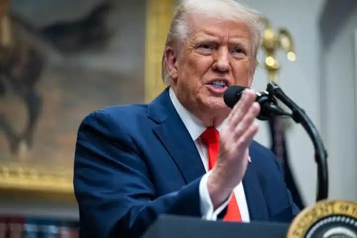 Le président américain Donald Trump a annoncé avoir ordonné à l'armée américaine de lancer une action militaire "décisive et puissante" contre les Houthis au Yémen.