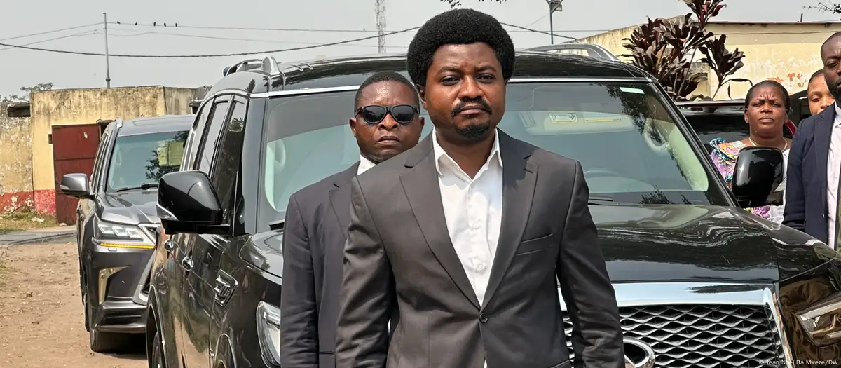 L'Assemblée nationale de RDC lève l’immunité de Mutamba. Des poursuites judiciaires s'ouvrent suite à des accusations graves.