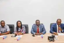L'Université de Lomé lance une formation sur l'eau et l'assainissement, tout en remettant un véhicule au laboratoire GTVD.