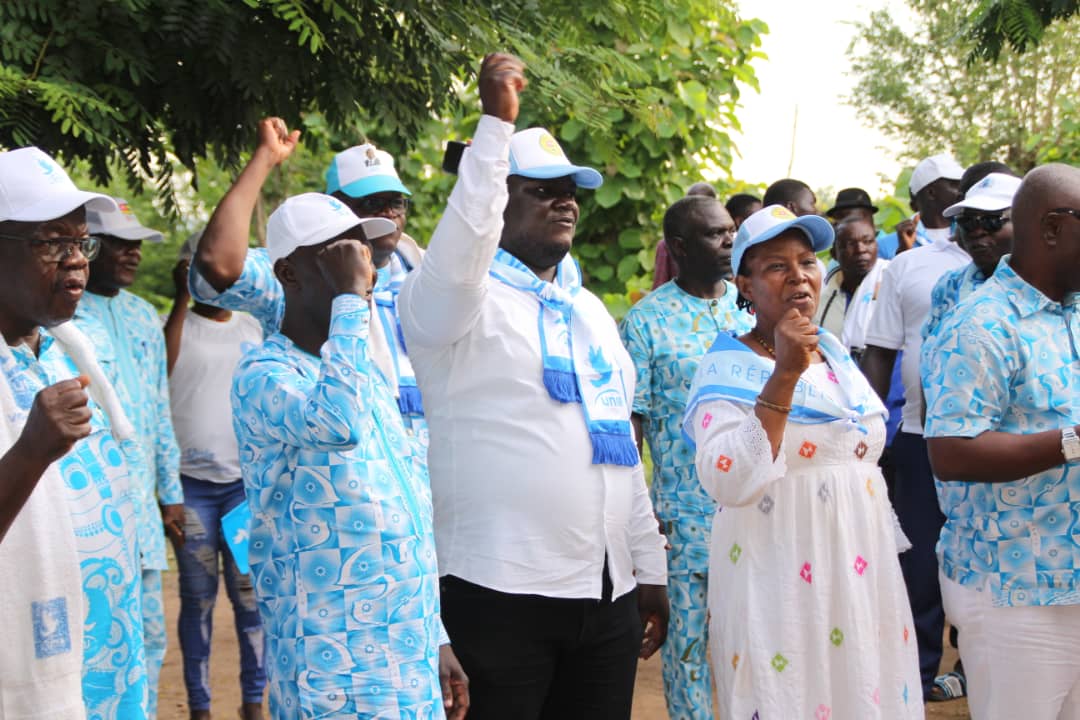 Le parti UNIR donne le ton à Kozah 2 pour les Municipales 2025 avec une mobilisation populaire et le Dr Mangnangou en vedette.