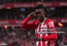 Nico Williams prolonge son contrat avec l'Athletic Bilbao jusqu'en 2035, le Barça recalé dans sa quête de l'ailier espagnol.