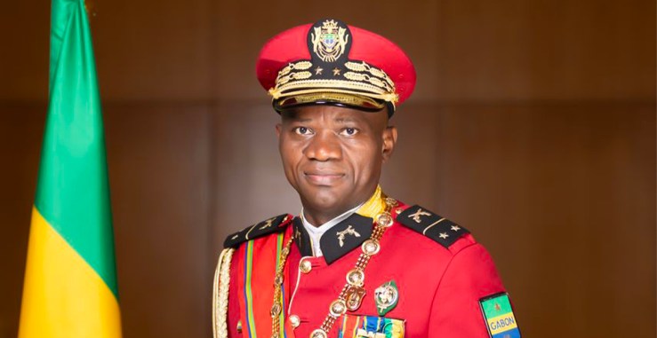 Oligui Nguema dénonce l'absentéisme au ministère de la Fonction publique. Découvrez ses critiques sur l'archaïsme administratif.