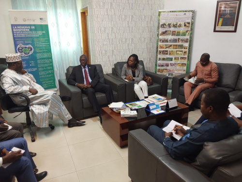 Le ministère de l’Environnement et la BDM unissent leurs efforts pour le développement durable au Togo. En savoir plus ici.