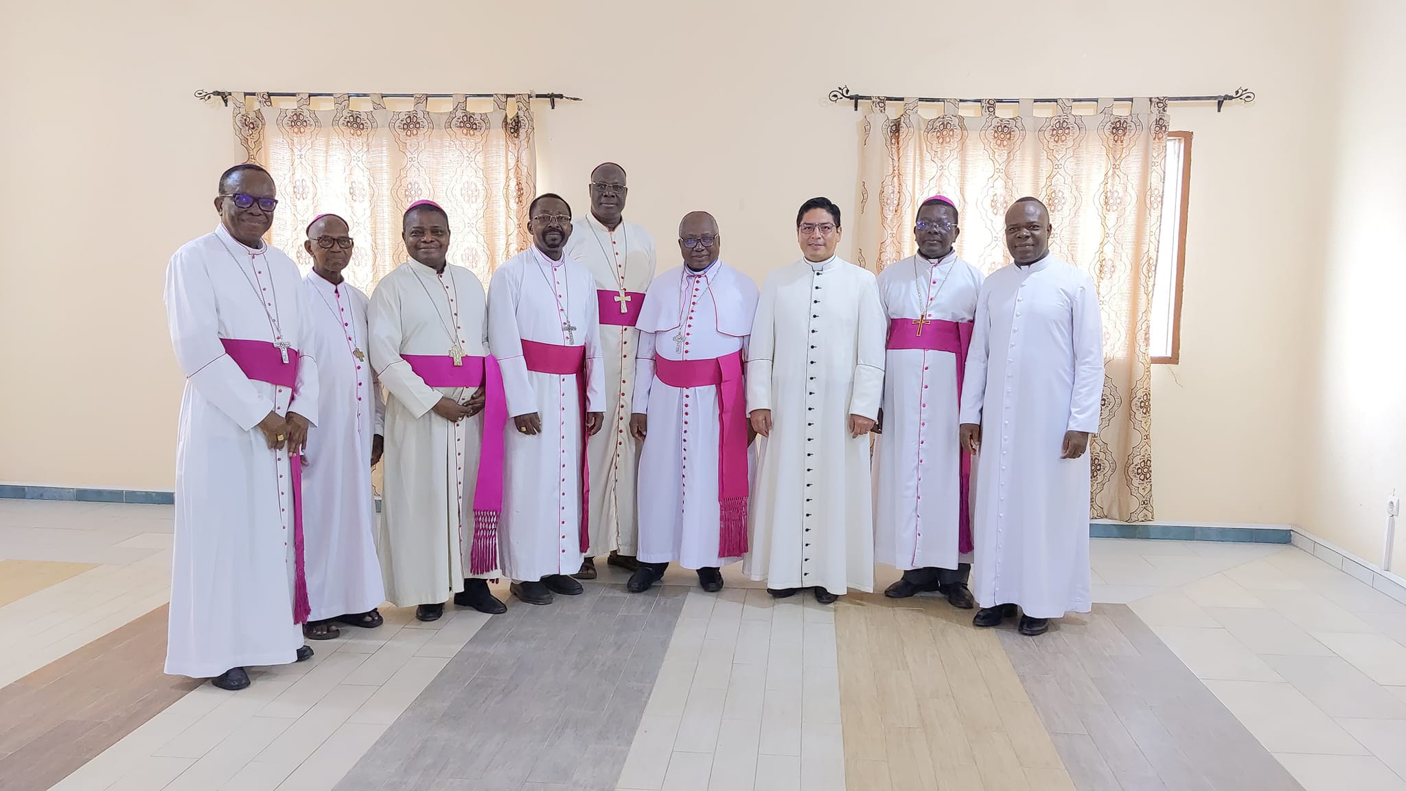Le Mois du Rosaire : les évêques du Togo appellent à intensifier les prières pour le pays en cette période de méditation.