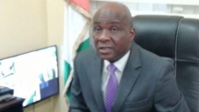 À l'approche de la présidentielle en Côte d'Ivoire, le procureur met en garde les influenceurs sur les dérives en ligne.