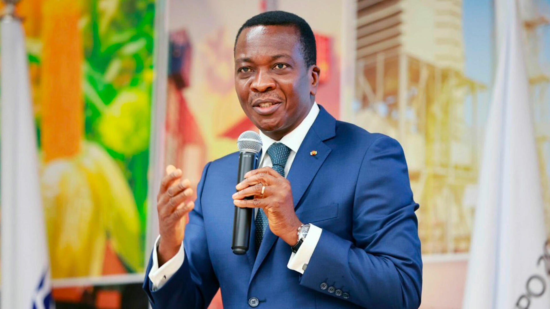 Kodjo Sévon-Tépé Adédzé dément les prophéties le désignant comme futur président. Découvrez sa réaction face à la polémique.