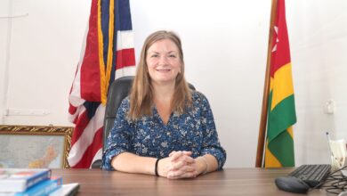 L’Université de Lomé accueille une spécialiste américaine de la langue anglaise pour renforcer les compétences linguistiques.