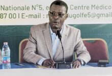 Kossi Aboka est réélu maire du Golfe 5 pour un nouveau mandat de six ans, témoignant de la confiance des élus.