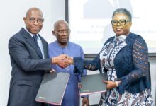 Isaac Tchiakpé prend les rênes du ministère du Tourisme, de la Culture et des Arts. Découvrez les objectifs de cette nouvelle direction.