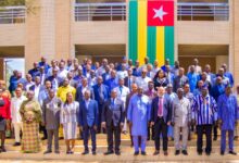 Le séminaire sur la budgétisation sensible à l’enfance au Togo vise à renforcer les capacités des députés et ministres pour plus d’impact.