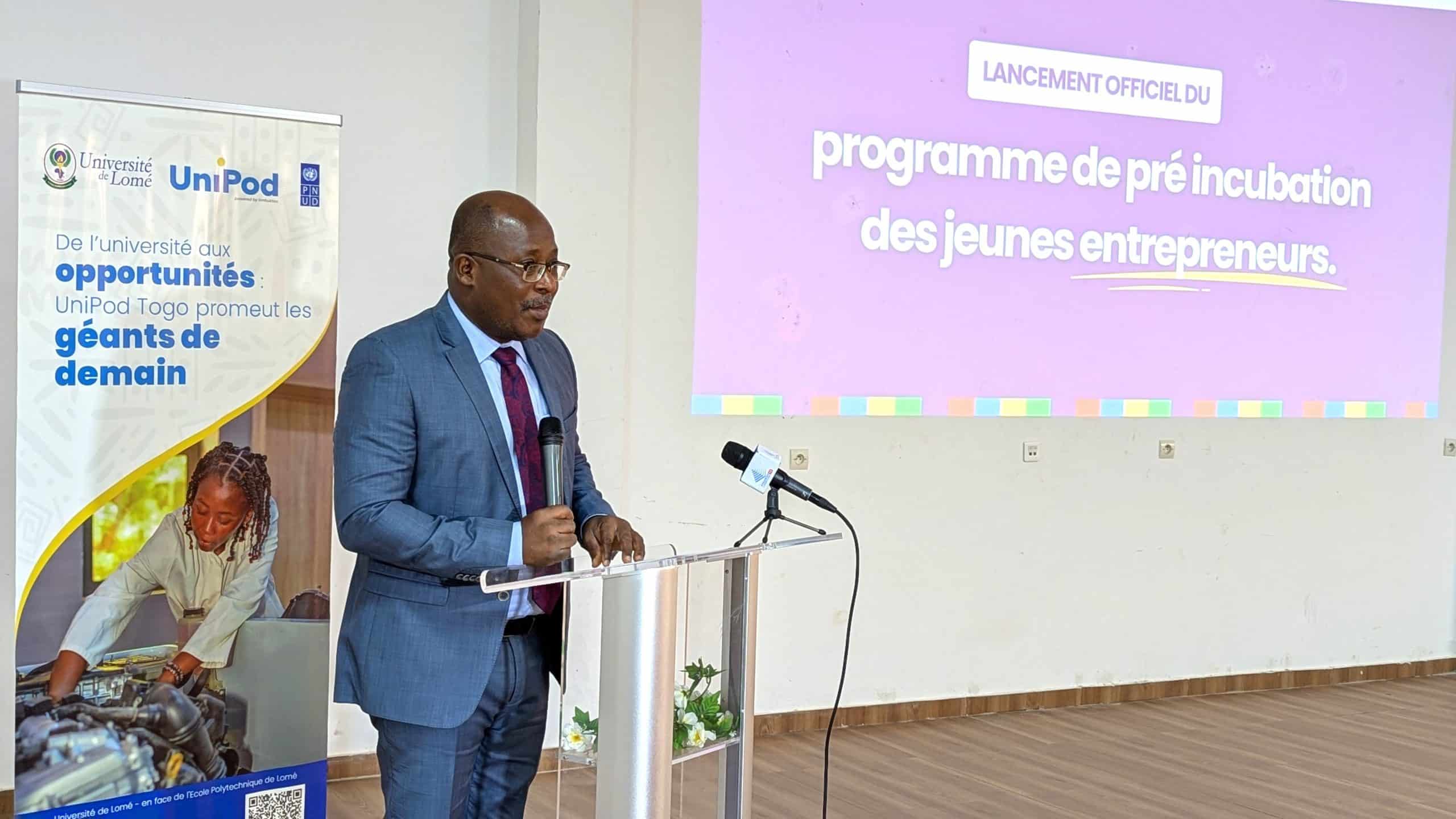 L’Université de Lomé et l’AUF soutiennent la jeunesse avec un programme de pré-incubation pour les jeunes entrepreneurs en devenir.