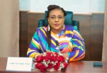 Yawa Djigbodi Tségan élue maire de Kpélé 2 : un retour symbolique à la gouvernance locale après sa présidence à l'Assemblée nationale.