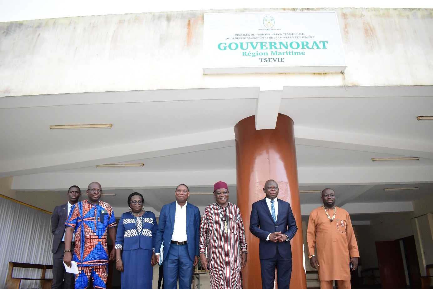 Le ministre de la Santé, Jean-Marie Koffi Ewonoulé Tessi, visite la région Maritime pour discuter des défis du système sanitaire.