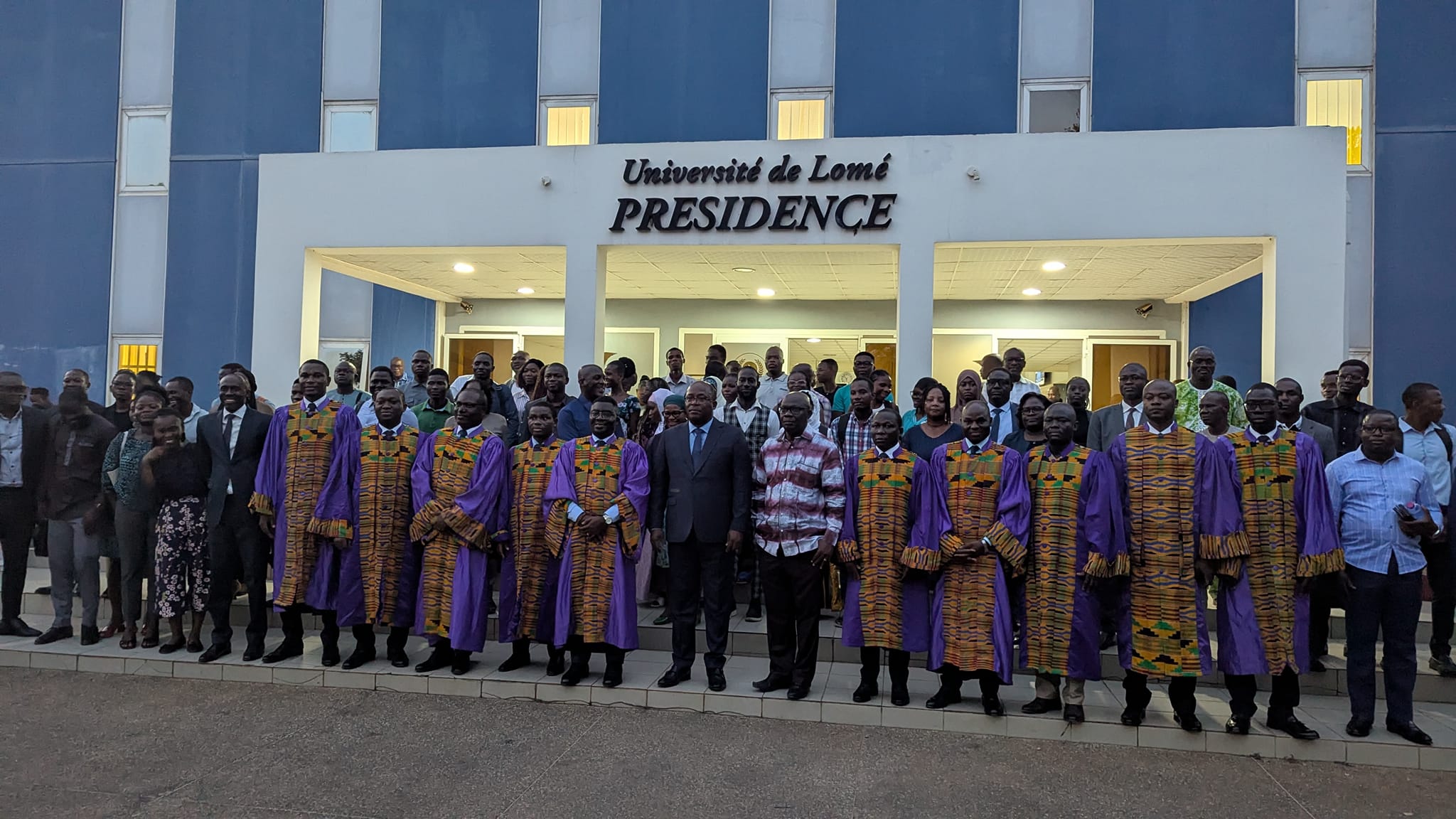 L’Université de Lomé rend hommage aux lauréats du 22ᵉ concours d’agrégation en SJPEG, célébrant l’excellence académique.