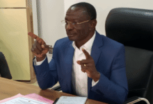 Le ministre Mama Omorou met un terme aux créations de postes sans autorisation dans les universités publiques du Togo.