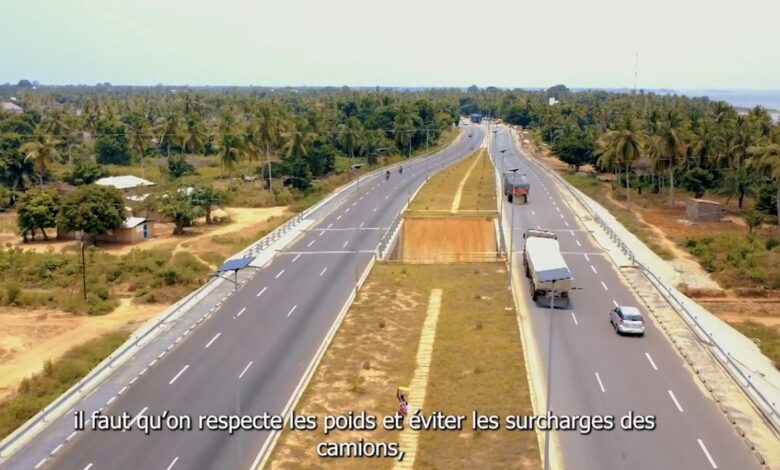 La réhabilitation de la route Lomé-Aného a apporté un soulagement économique aux chauffeurs. Découvrez leur témoignage.