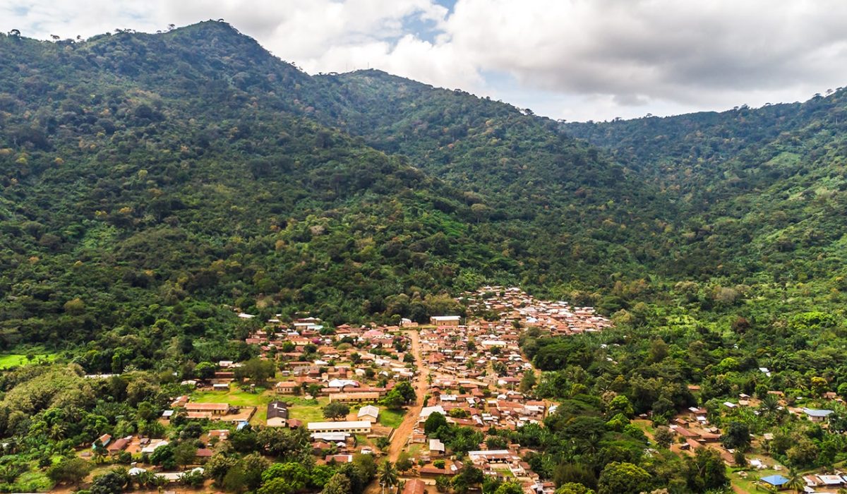 La SAFD propulse l'autonomisation féminine avec un projet innovant à Agou. Un leadership inclusif pour un avenir meilleur.