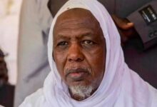 L’imam Mahmoud Dicko lance la Coalition des forces pour la République pour appeler à la résistance face aux autorités militaires.