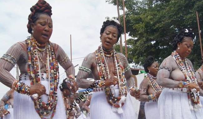 L'inscription de la pierre sacrée « Ekpesoso » au patrimoine immatériel renforce l'identité culturelle du Togo sur la scène mondiale.