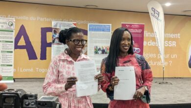 ors d’une récente allocution, Dr Wotobe Kokou, secrétaire général du ministère togolais de la Santé, a présenté les derniers chiffres sur la planification familiale au Togo, mettant en lumière les progrès réalisés grâce à la mobilisation collective et aux programmes de FP2030. Selon les estimations les plus récentes, le taux d’utilisation des méthodes modernes de contraception est passé de 17 % en 2013 à 24,9 % en 2024, représentant près de 660 000 femmes bénéficiaires supplémentaires. Cette évolution traduit une amélioration significative de l’accès aux services de santé reproductive et à l’information sur la planification familiale.